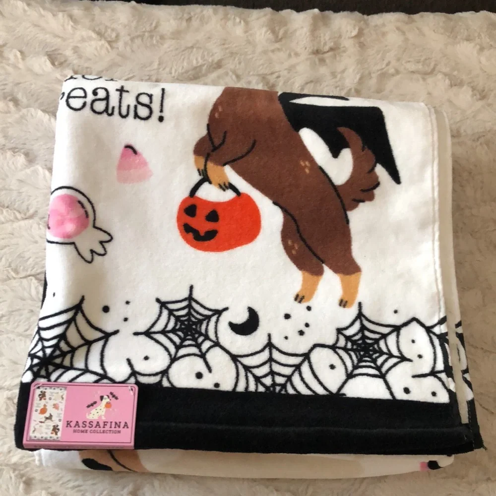 Kassafina Halloween Mixed Dog Print BATH Towels